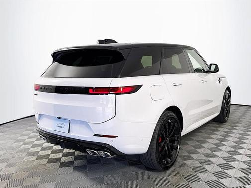 2025 Land Rover Range Rover Sport P530 Dynamic SE