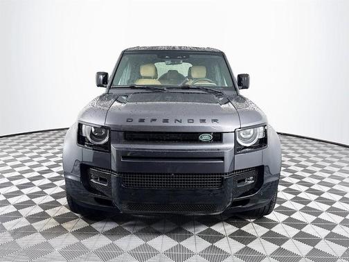 2025 Land Rover Defender P400 X-Dynamic SE