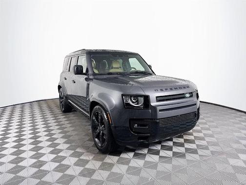2025 Land Rover Defender P400 X-Dynamic SE