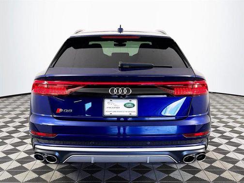 2023 Audi SQ8 4.0T quattro Premium Plus