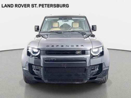 2026 Land Rover Defender 110 X-Dynamic SE