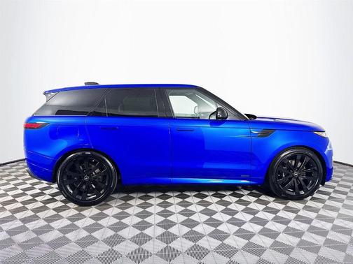 2025 Land Rover Range Rover Sport P530 Autobiography