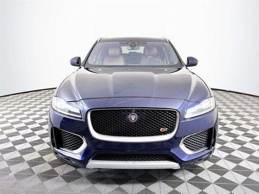 2019 Jaguar F-PACE S