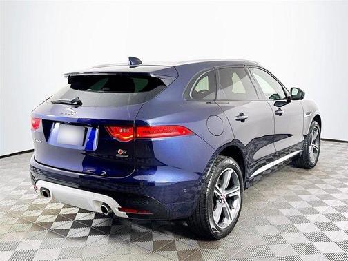 2019 Jaguar F-PACE S
