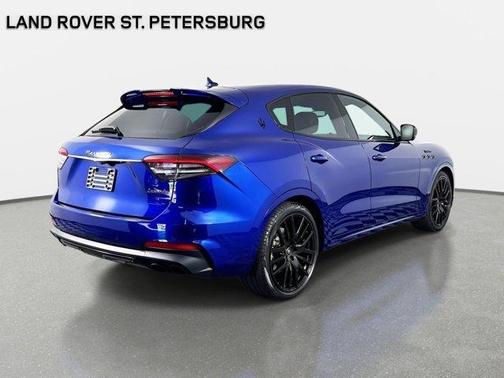 2022 Maserati Levante Modena