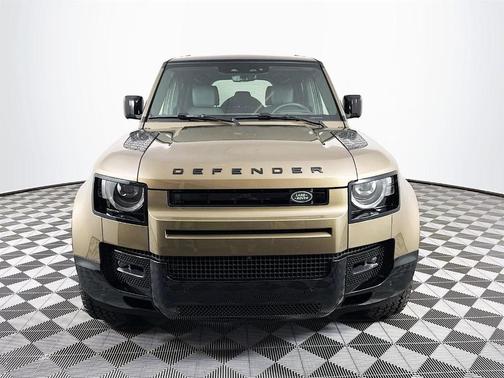 2025 Land Rover Defender P400 X-Dynamic SE