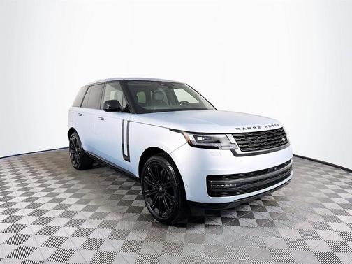 2025 Land Rover Range Rover P530 SE