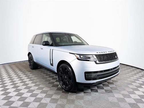 2025 Land Rover Range Rover P530 SE