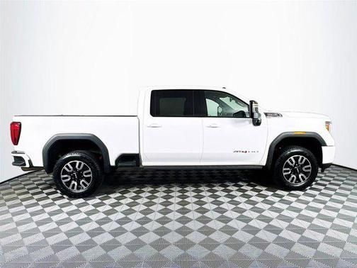2022 GMC Sierra 2500 AT4