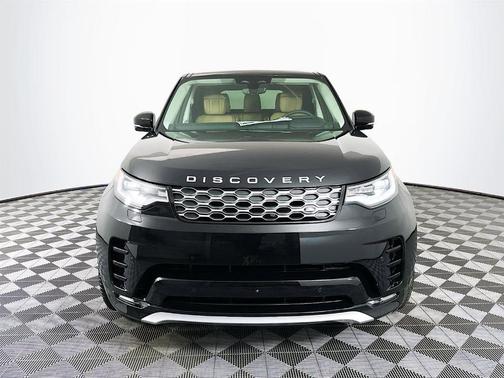 2025 Land Rover Discovery P360 Metropolitan Edition