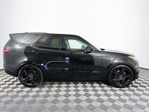 2025 Land Rover Discovery P360 Metropolitan Edition