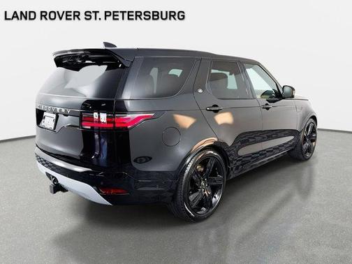 2025 Land Rover Discovery P360 Metropolitan Edition