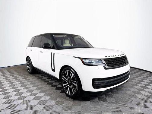 2023 Land Rover Range Rover P400 SE