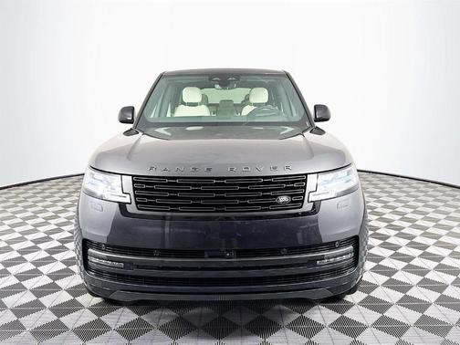 2026 Land Rover Range Rover P400 SE