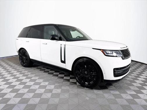 2025 Land Rover Range Rover P530 SE