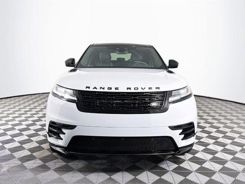 2026 Land Rover Range Rover Velar P400 Dynamic SE