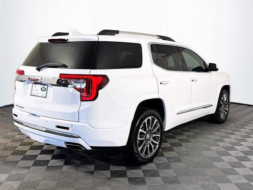 2021 GMC Acadia Denali