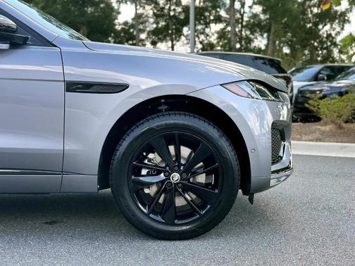 2026 Jaguar F-PACE P250 R-Dynamic S