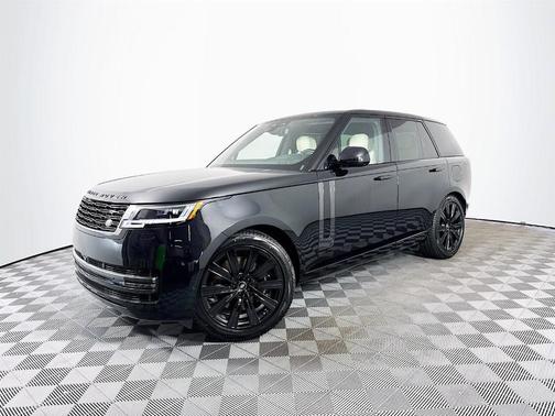 2025 Land Rover Range Rover P550e SE