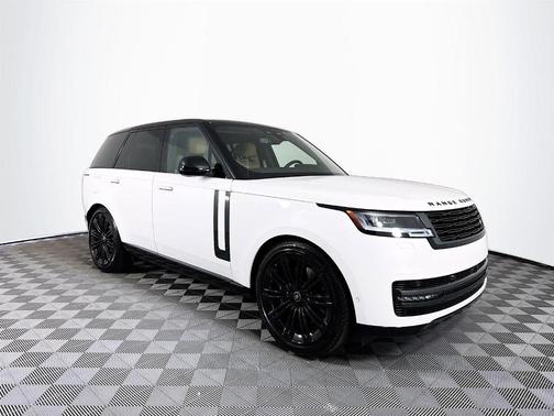 2025 Land Rover Range Rover P530 SE