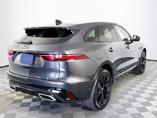 2026 Jaguar F-PACE P400 R-Dynamic S