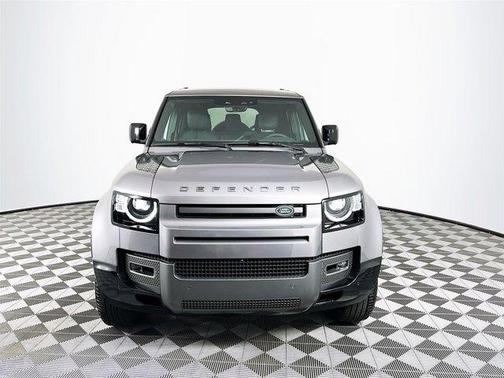 2024 Land Rover Defender P400 Outbound