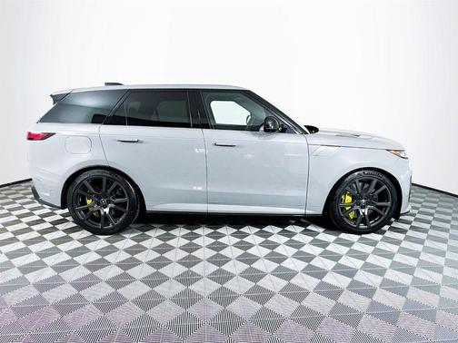 2025 Land Rover Range Rover Sport P635 SV Edition Two