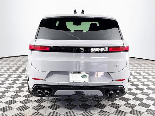 2025 Land Rover Range Rover Sport P635 SV Edition Two