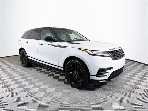 2026 Land Rover Range Rover Velar Dynamic SE