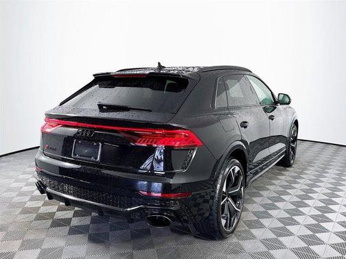 2024 Audi RS Q8 4.0T quattro