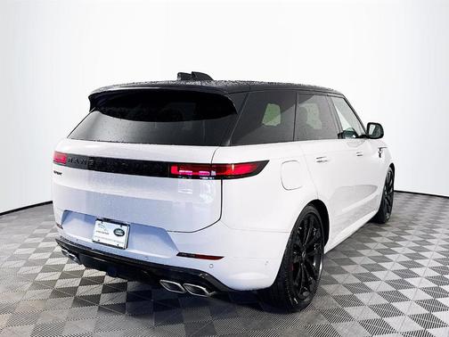 2025 Land Rover Range Rover Sport P530 Dynamic SE