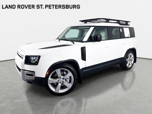 Fuji White 2023 Land Rover Defender SE