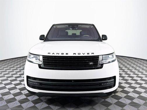 2023 Land Rover Range Rover P400 SE
