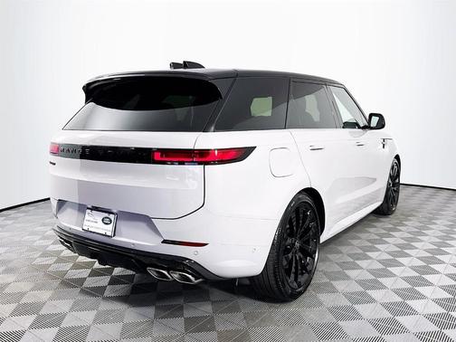 2025 Land Rover Range Rover Sport P530 Dynamic SE