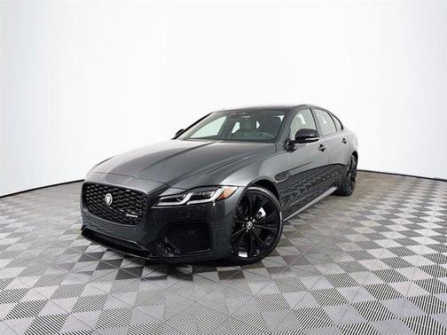 2024 Jaguar XF R-Dynamic SE