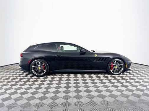 2018 Ferrari GTC4Lusso T