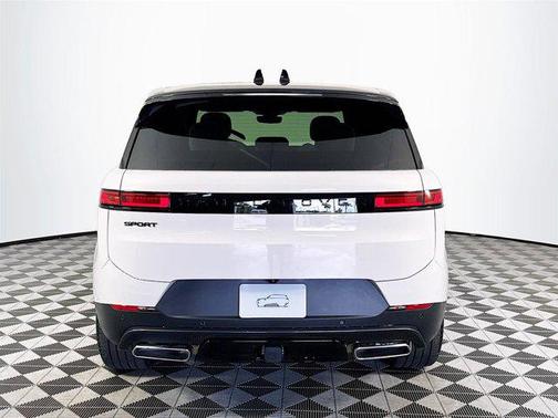 2025 Land Rover Range Rover Sport P360 SE