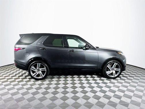 2024 Land Rover Discovery P360 Metropolitan Edition