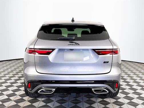 2026 Jaguar F-PACE P400 R-Dynamic S