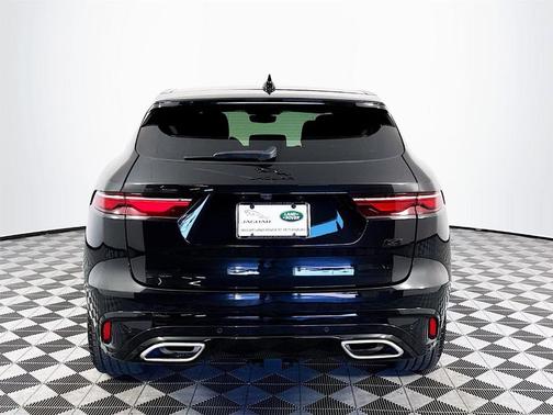 2026 Jaguar F-PACE P400 R-Dynamic S