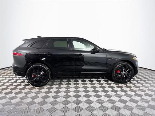 2026 Jaguar F-PACE P400 R-Dynamic S