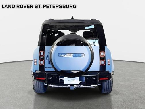 2026 Land Rover Defender 110 X-Dynamic SE