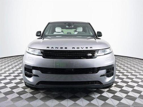 2025 Land Rover Range Rover Sport P360 SE