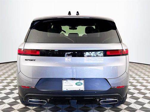 2025 Land Rover Range Rover Sport P360 SE
