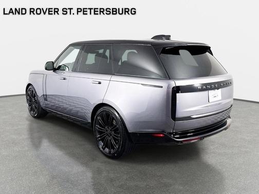 Eiger Grey 2026 Land Rover Range Rover P400 SE