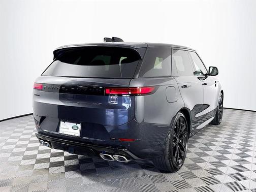 2025 Land Rover Range Rover Sport P530 Dynamic SE