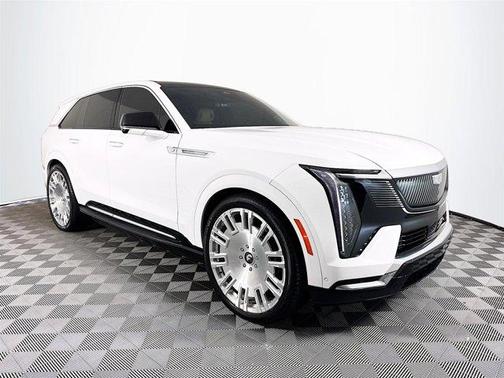 2025 Cadillac Escalade IQ Luxury 2