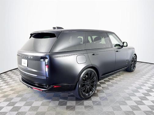 2026 Land Rover Range Rover P400 SE