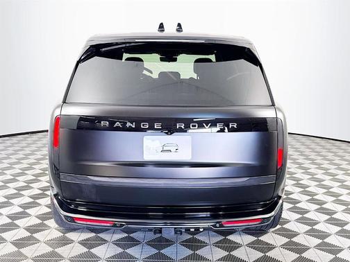 2026 Land Rover Range Rover P400 SE