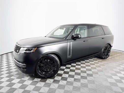 2026 Land Rover Range Rover P400 SE